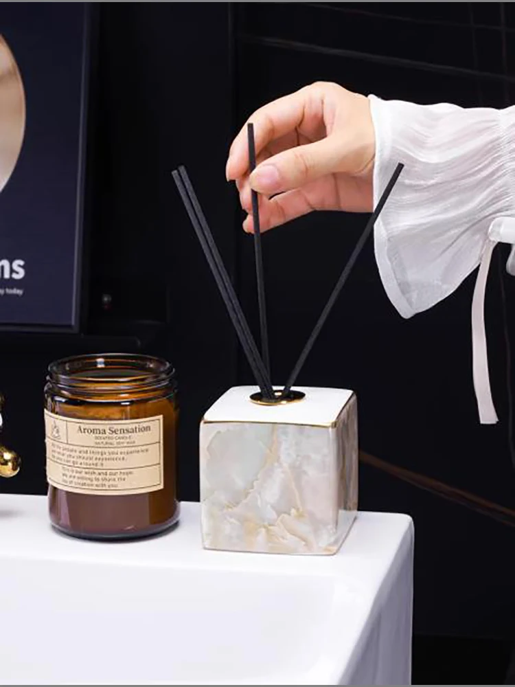 Bouteille d'aromathérapie en c - Home Essentials Bathroom Storage avis et prix